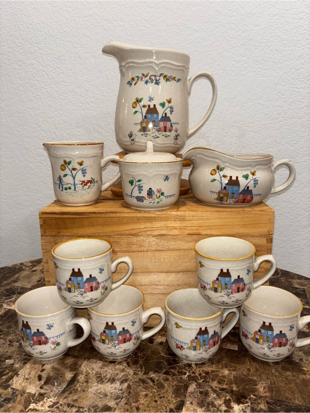 Vtg International China Heartland Stoneware 10pc Pitcher Milk Sugar Gravy 6 Mugs